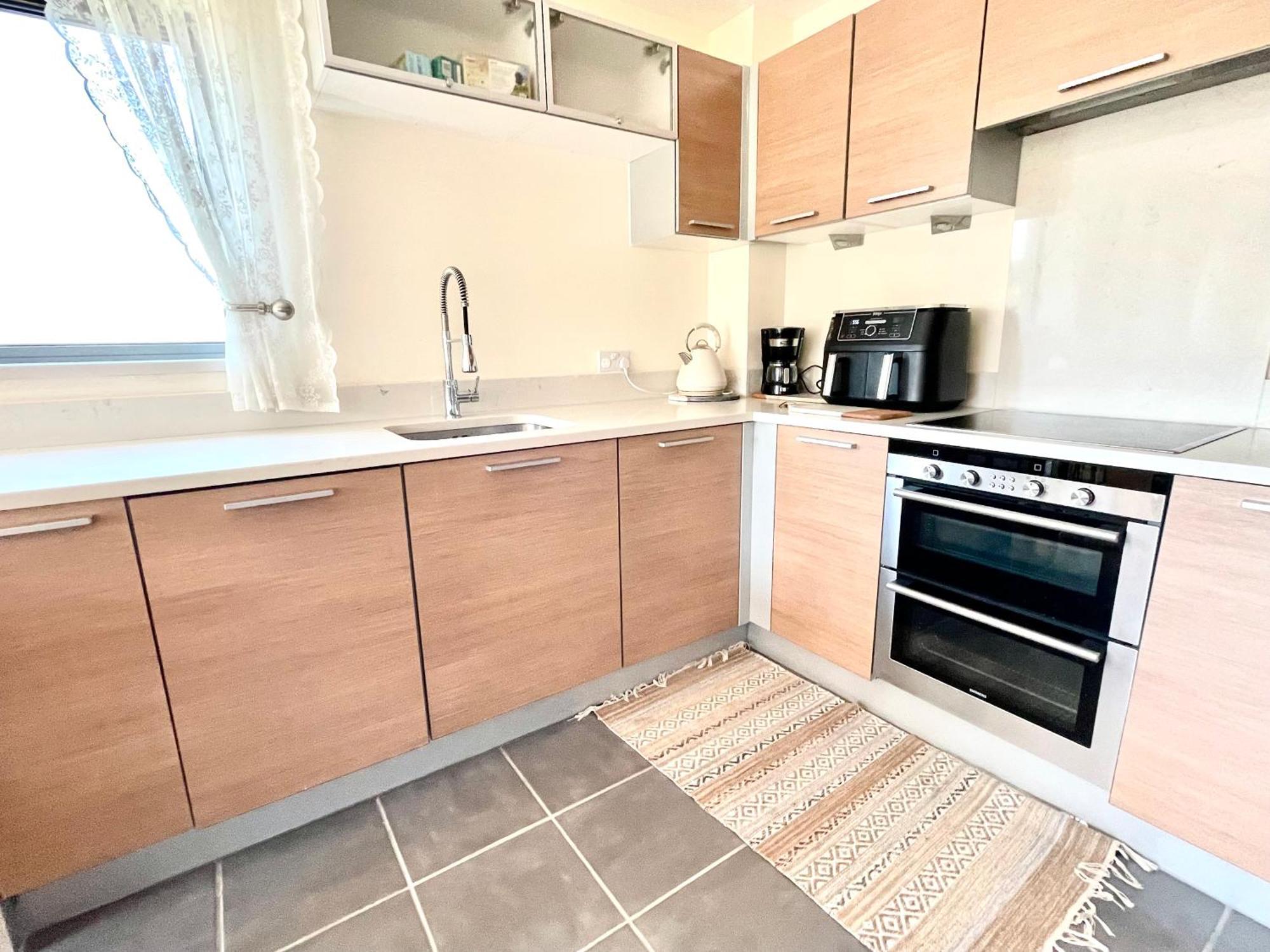 Luxury 2 Bedroom Apartment- Lake View - Free Parking - Wembley Stadium 5Km London Exterior foto